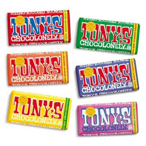 Tony’s Chocolonely Super Duper Milk Chocolate Candy Bar Bundle, Milk & White Chocolate With Sea Salt, Caramel, Pretzel Toffee, Almond, Hazelnut, Made From Quality Fairtrade Cocoa, 6 Bars, 6.35 Oz Each(Super Duper Milk Bundle)